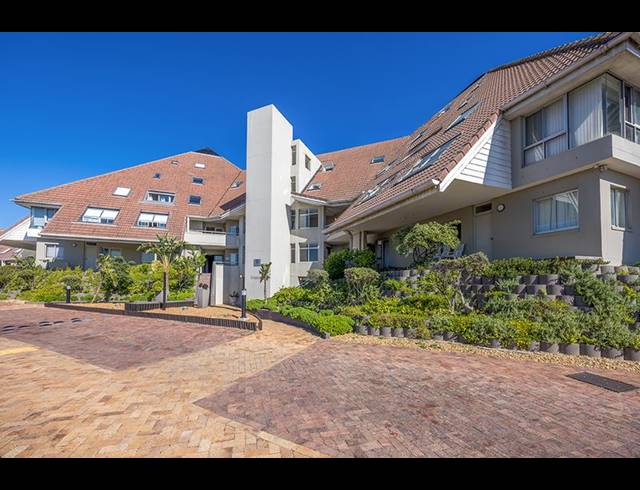 2 BEDROOM APARTMENT FOR SALE IN BLOUBERG BEACHFRONT